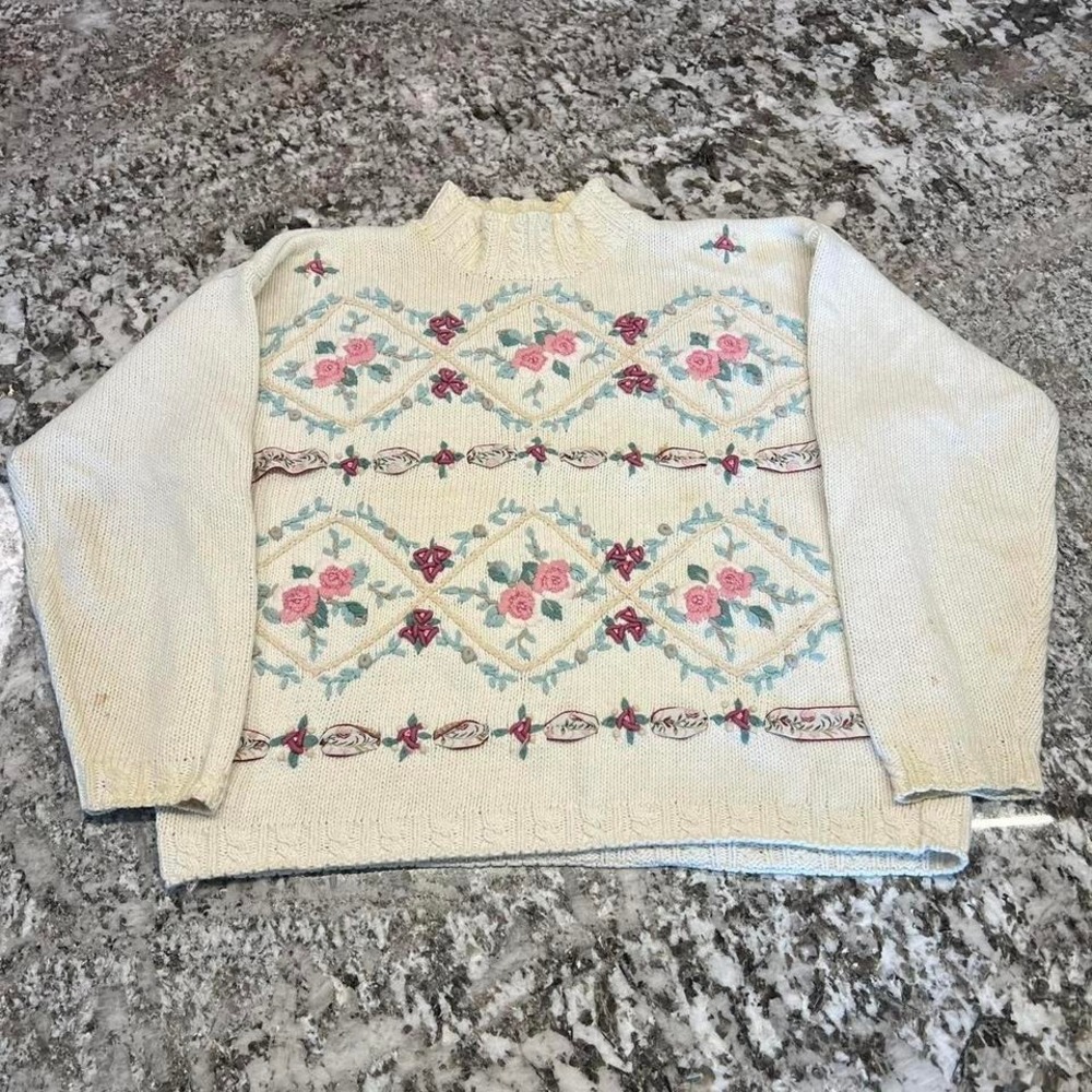 Vintage 1990s floral‎ 'ugly' knit sweater Size large